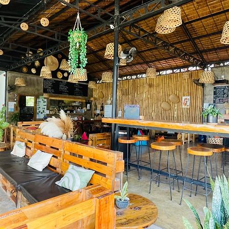 Maayong Hostel (Adults Only) 莫阿尔博阿 外观 照片
