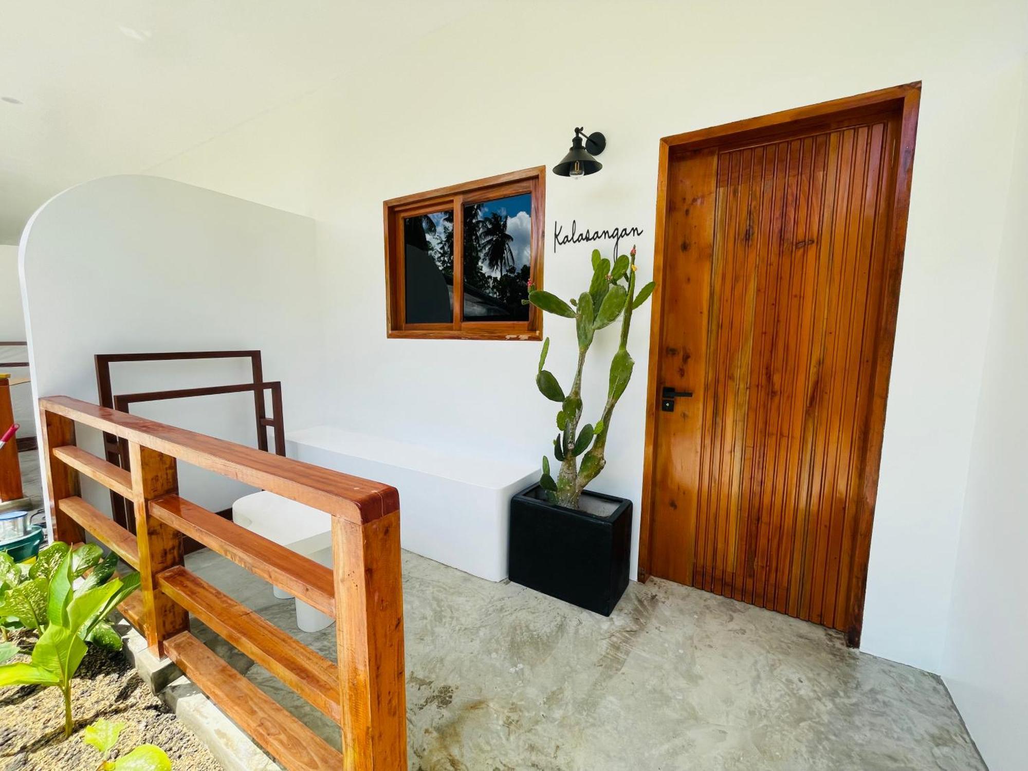 Maayong Hostel (Adults Only) 莫阿尔博阿 外观 照片
