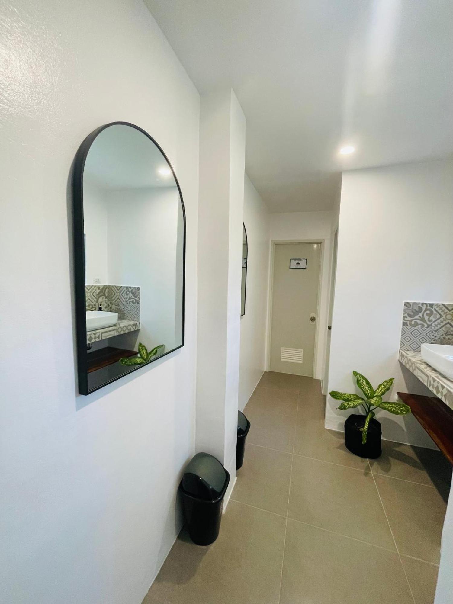 Maayong Hostel (Adults Only) 莫阿尔博阿 外观 照片