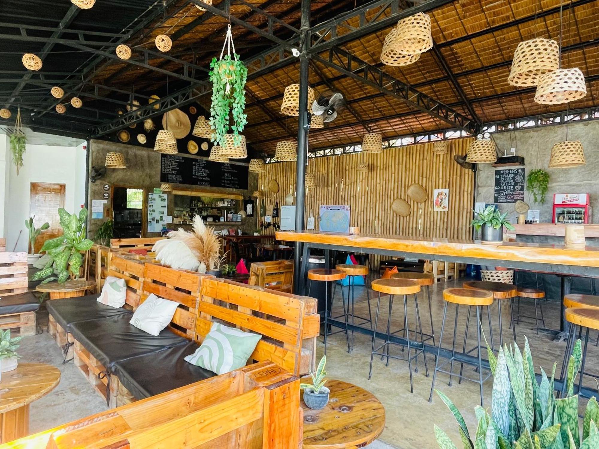 Maayong Hostel (Adults Only) 莫阿尔博阿 外观 照片