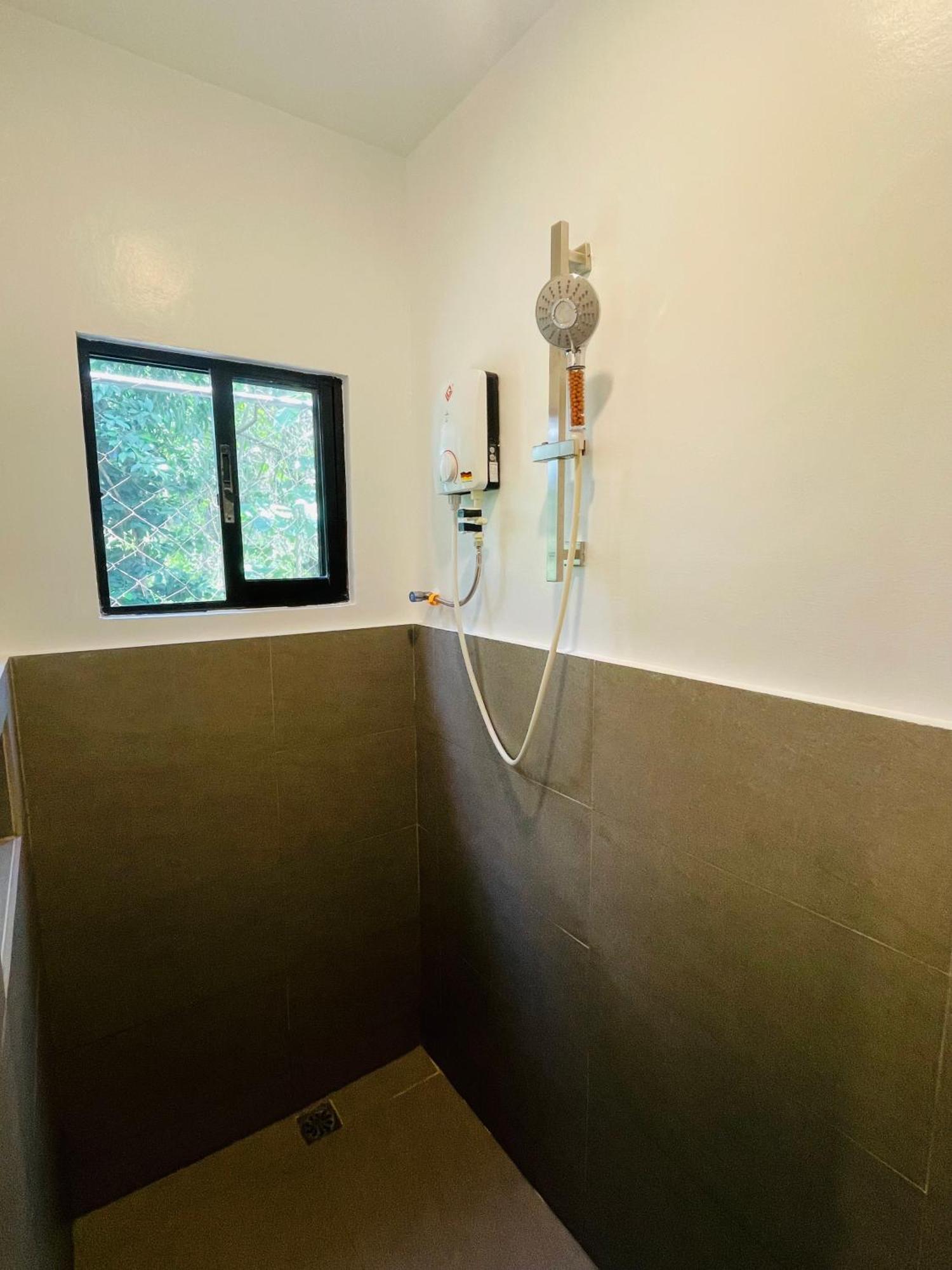 Maayong Hostel (Adults Only) 莫阿尔博阿 外观 照片